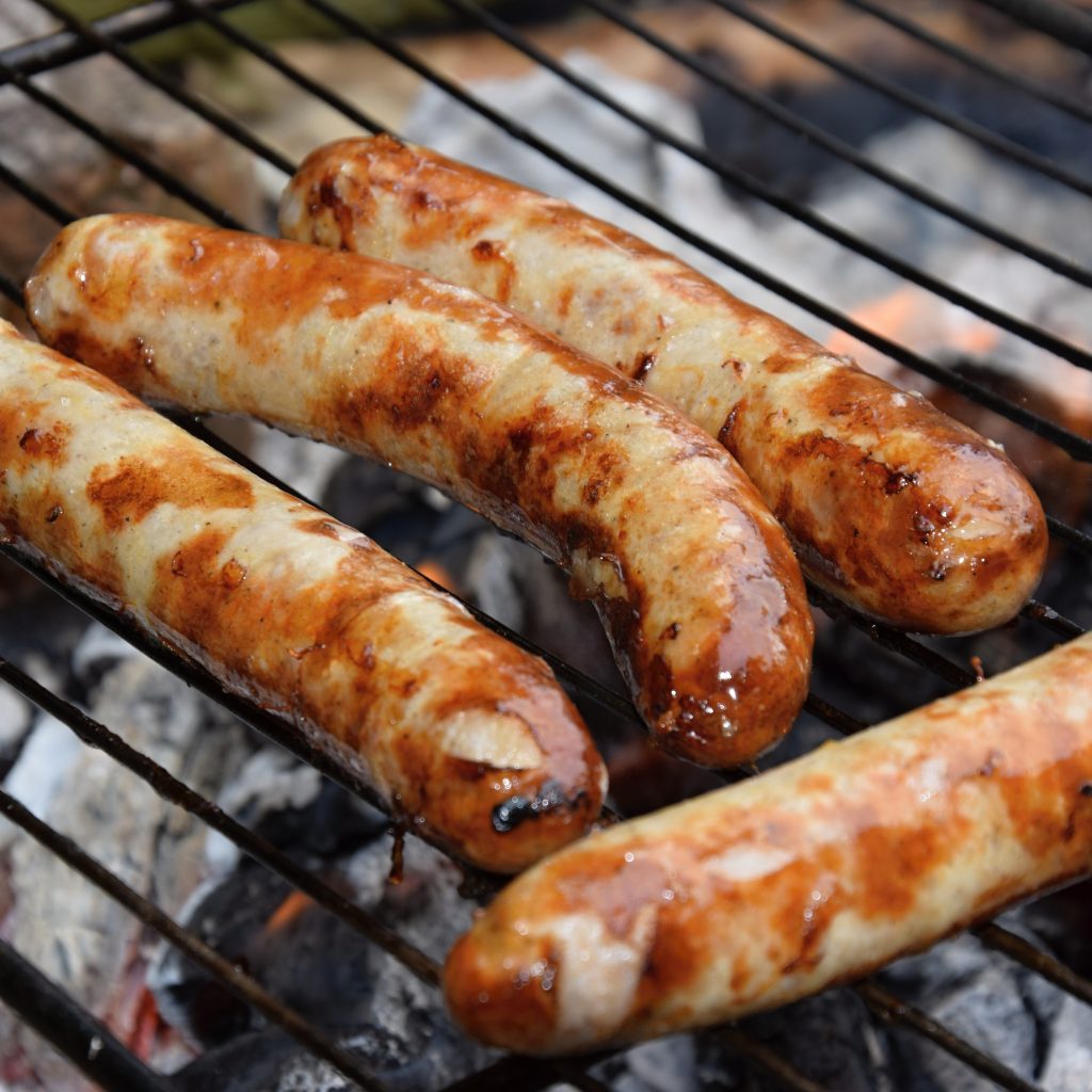 Chorizo picante y sin picar. Servicios de carnicería en Madrid